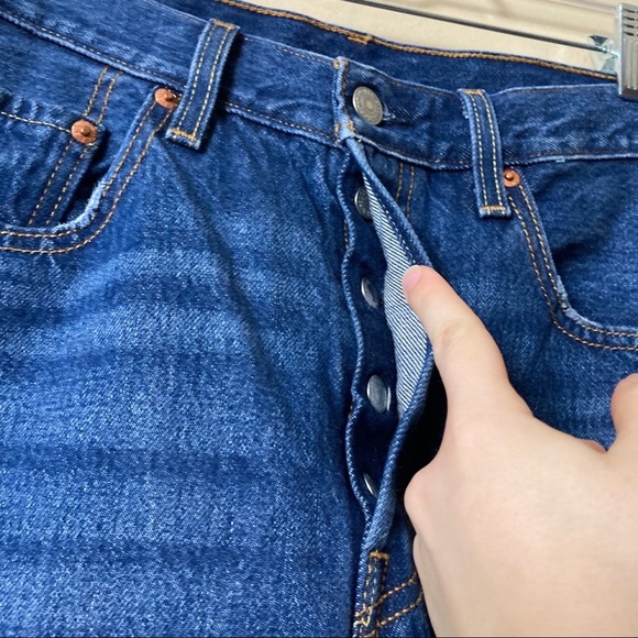 Levi’s 501 Premium Crop Button Fly Jeans in Bottom Line - Picture 9 of 14